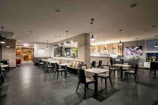 Amande Restaurant