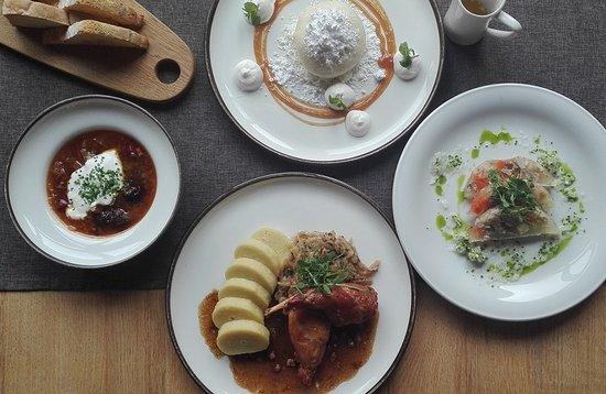 Restaurace Selský dvůr