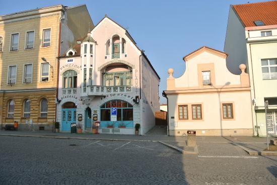 Pizzerie Restaurant Plaudit