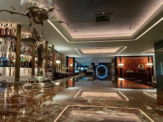 Be Bop Lobby Bar