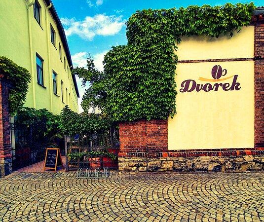 Dvorek